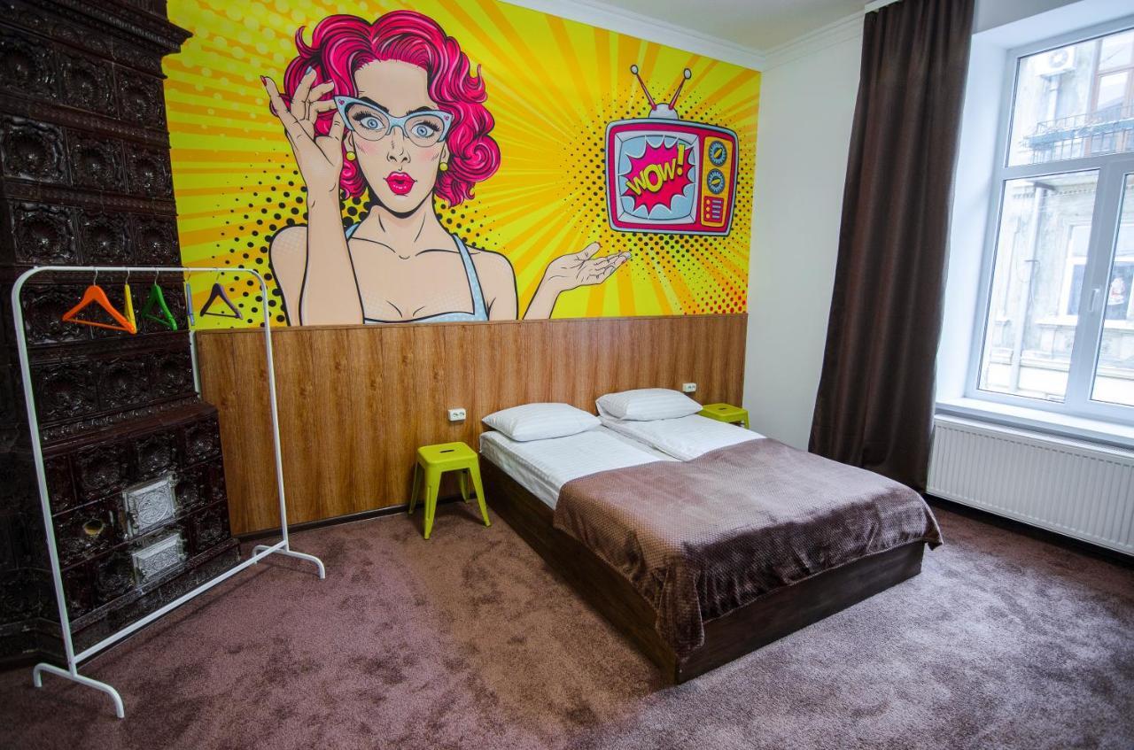 Pop Art Hostel Lviv Ngoại thất bức ảnh