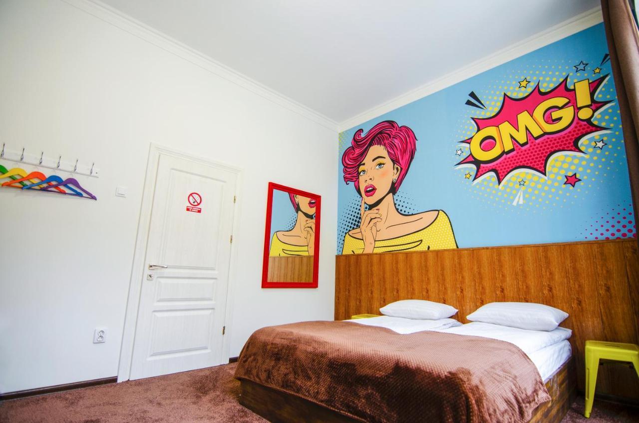 Pop Art Hostel Lviv Ngoại thất bức ảnh