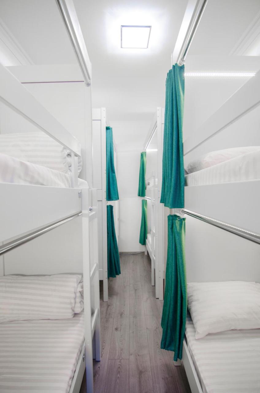 Pop Art Hostel Lviv Ngoại thất bức ảnh